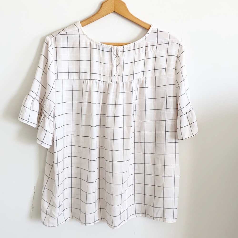 Adrianna Papell white and black plaid print ruffled sleeve top